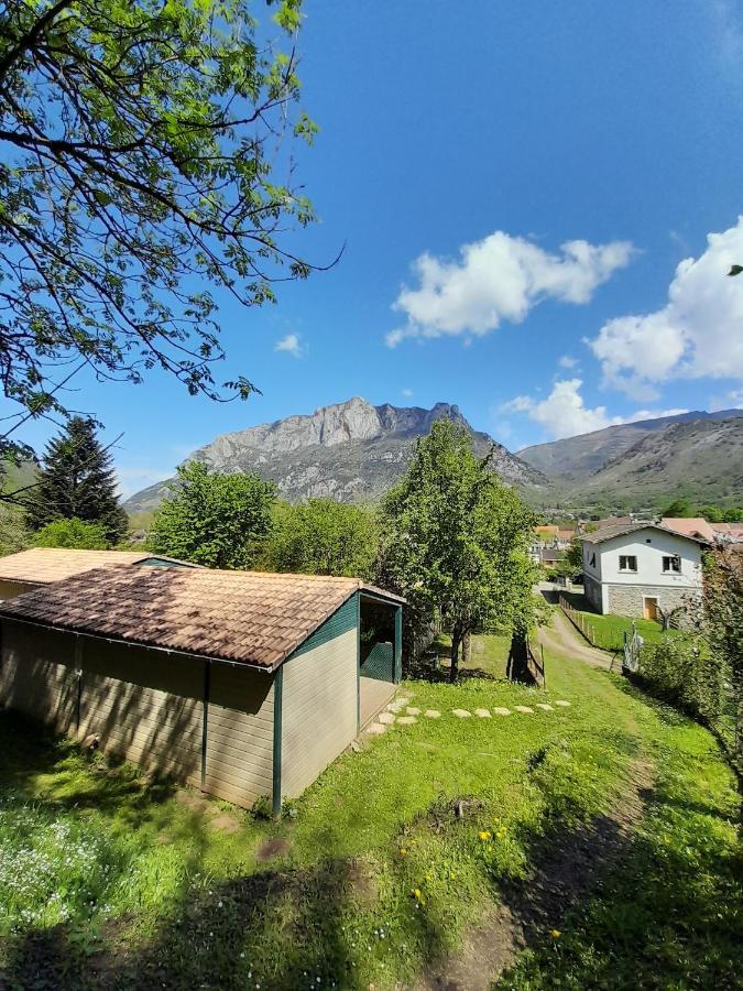 Gites Du Quie Les Cabannes  Exterior foto