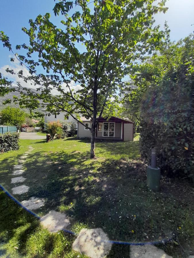 Gites Du Quie Les Cabannes  Exterior foto